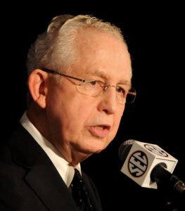 According to SEC commissioner Mike Slive, paying college athletes would professionalize these sports, hurting the environment of college athletics.   Photo: www.al.com 