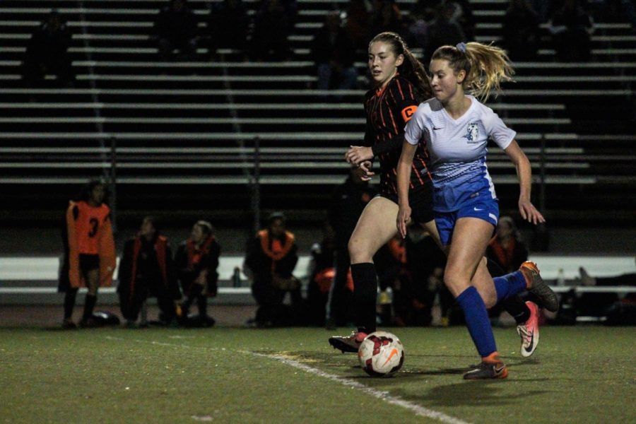 Irvingtons Varsity Girls Soccer Defeats Washington