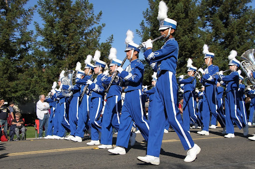 Varsity marching band performs one last time at the Lincoln Parade cr. IHS Vikings Music Booster
