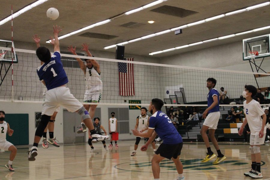 Varsity boys’ volleyball fights to beat Moreau Cathothic High School
