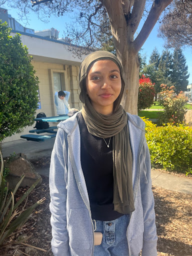 Quadrilingualists of Irvington: Haadiyah Pathan